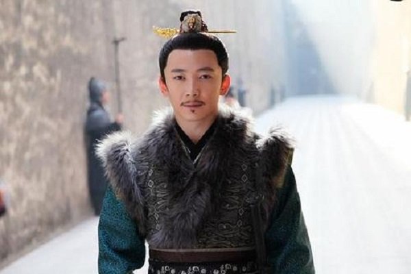 公子华是秦惠文王最倚重的公子,为什么不封他为太子?