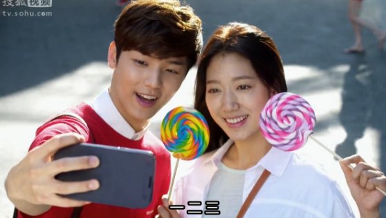 继承者们第三集伊灿荣和车恩尚吃棒棒糖的图片