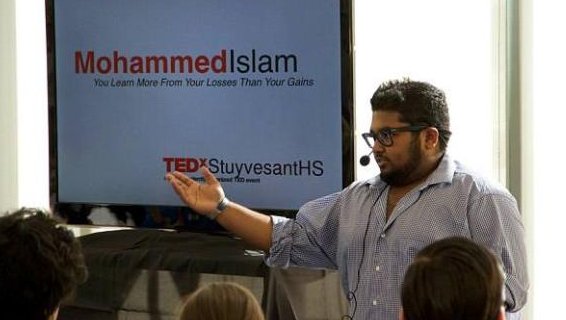 美国一20岁大学生靠着炒股赚了7.5亿，他是如何做到的？