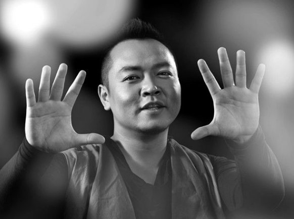 就让我爱你，把你捧在手心里，歌名是什么谁唱的