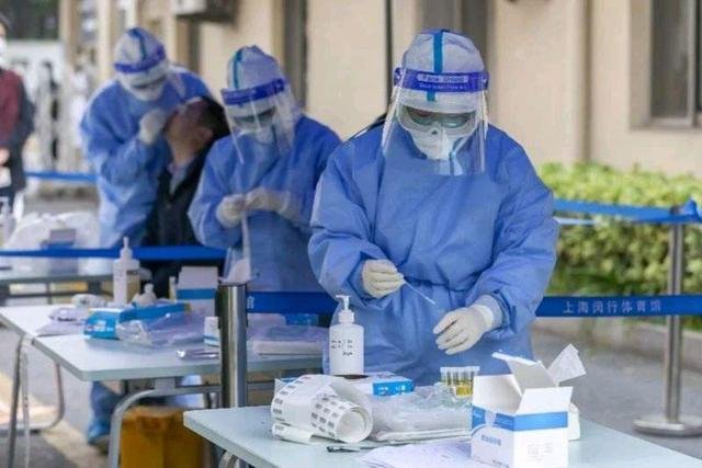 北京三区有13人感染新冠，此次感染者的病源来自何处？