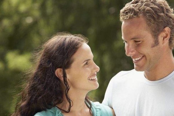 都有哪些男女朋友接吻的小技巧？