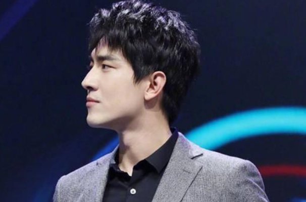 林更新表示不普通而又那么自信，他为什么要这么调侃自己？