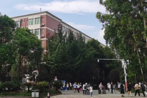 四川传媒学院2023年录取分数线多少?