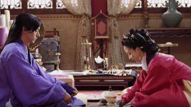 赵寅成和宋智孝是情侣吗？