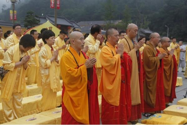 在佛教里，所谓的“天人”指的是什么？