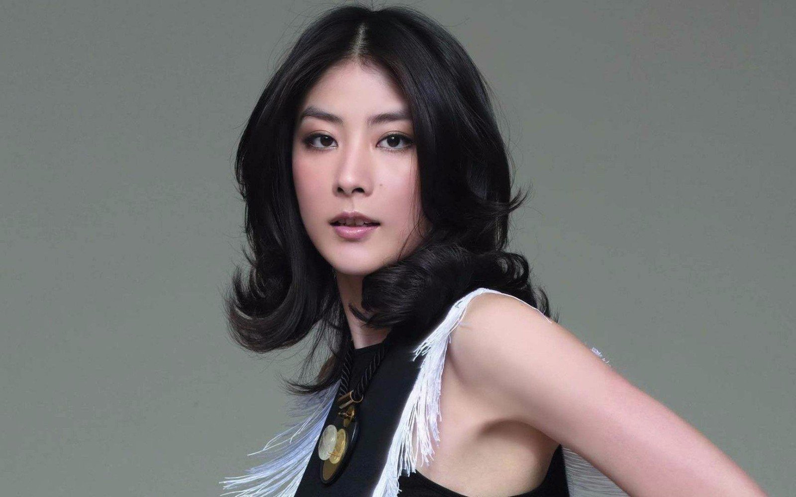 娱乐圈公开的富二代有哪些？