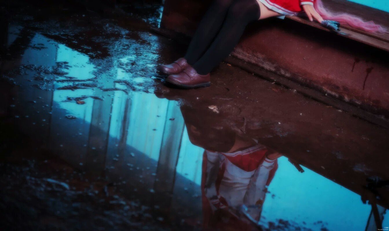 绯弹的亚里亚神崎·h·亚里亚头上的角型发饰是为了什么？