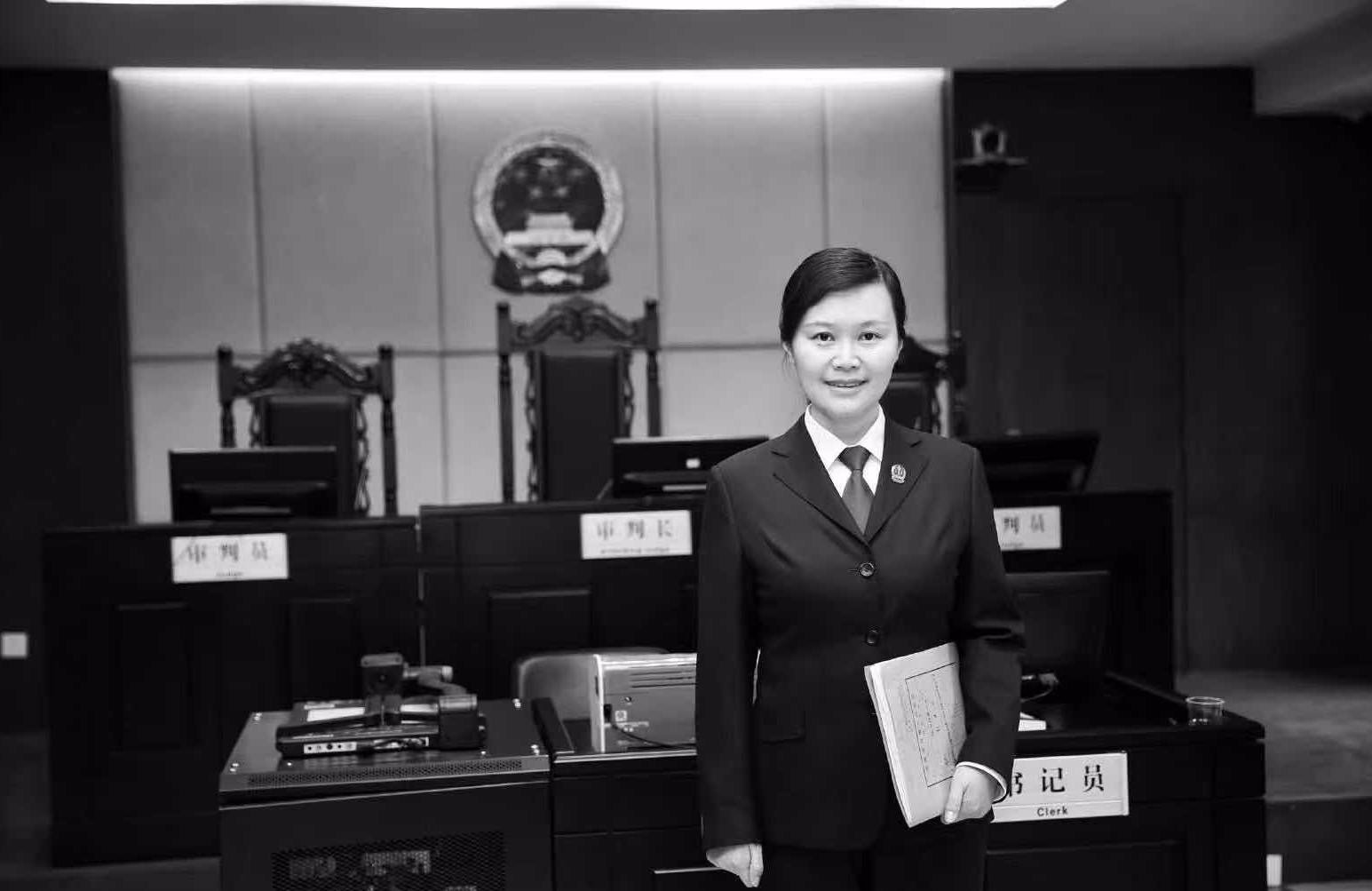 在湖南高院女法官遇害案中，罪犯向慧被执行死刑，你如何看待这一结局？