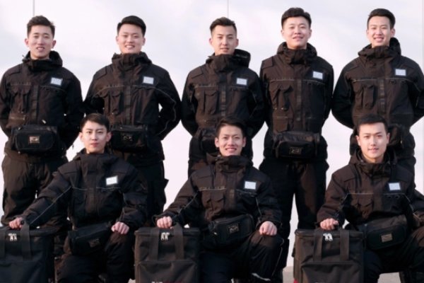 黑天鹅外卖员是什么意思