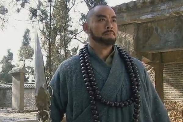 鲁智深为什么叫做“花”和尚?