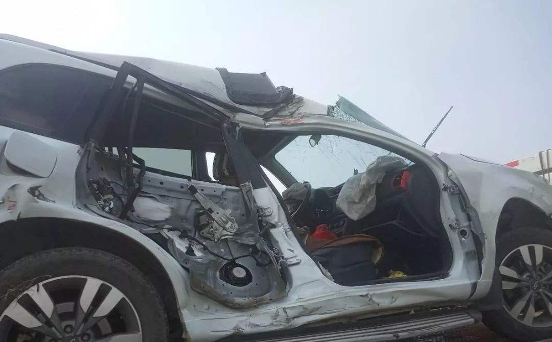 印度某知名网红被车撞当场身亡一事,事发的经过是怎样的?