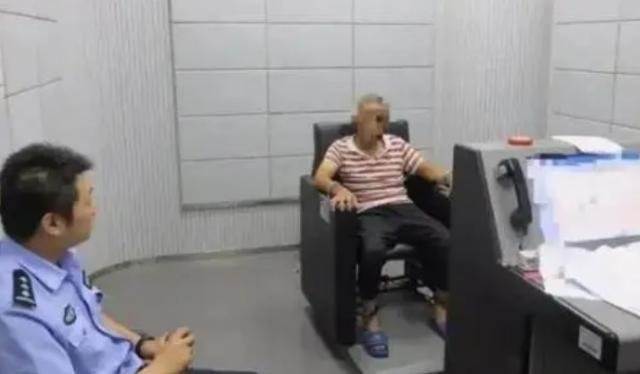 亲生父亲多次性侵8岁女儿，是禽兽不如还是道德沦丧？