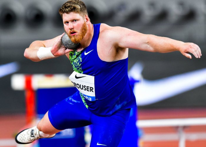 铅球世界纪录是多少