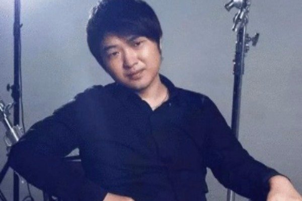 吴彤回复范丞丞高仿号是一时眼花还是为了塑造搞笑效果？