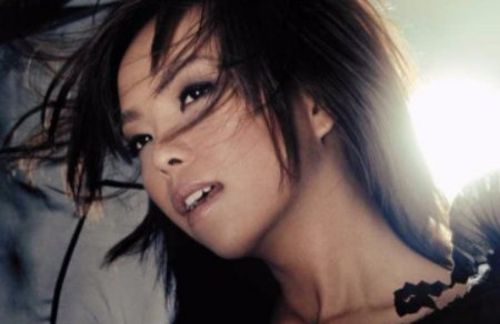 谁能给我《我可以抱你吗 》的歌词？