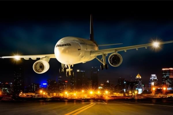 红眼航班什么意思?