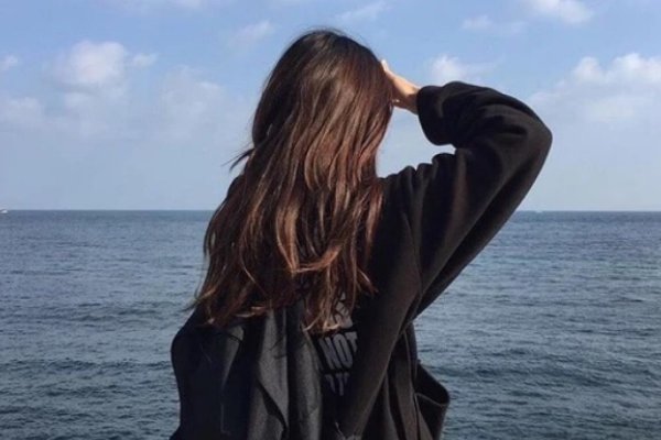 谁能知道歌词里面带有(古老传说,谁人来歌,看不清前生一场梦,青史沥过,无人同喝)这首歌叫什么名字？