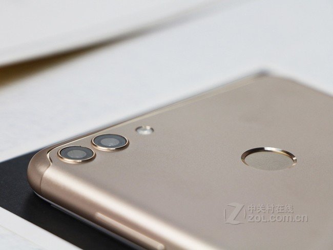 荣耀8和华为畅亨8plus相比哪个好