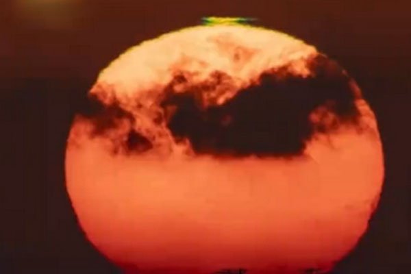 福建平潭现罕见的太阳绿闪，专家是如何解读的？