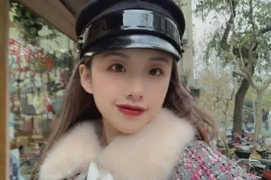 从网红到和大牌合作，阿沁究竟是如何走到今天的？