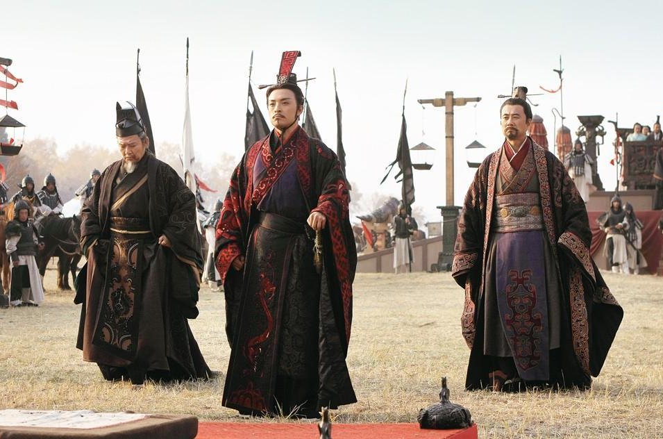 秦驷到底是秦始皇的什么人啊？