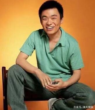 在节目中,王宝强给马蓉打电话,马蓉上气不接下气的说:我在忙呢!啥情况?