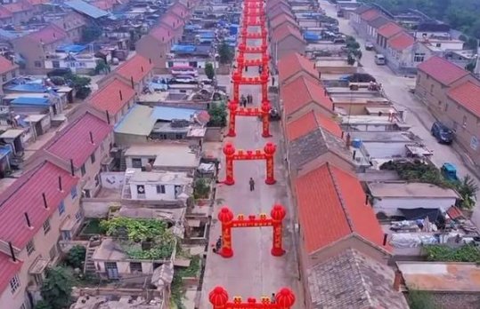 烟台一家婚礼全村支援，办婚礼时被全村宠是什么体验？