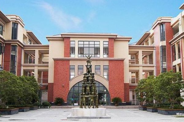 无锡市湖滨中学怎么样？