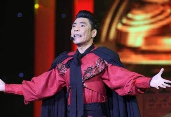 风云2主题曲的名字是什么？