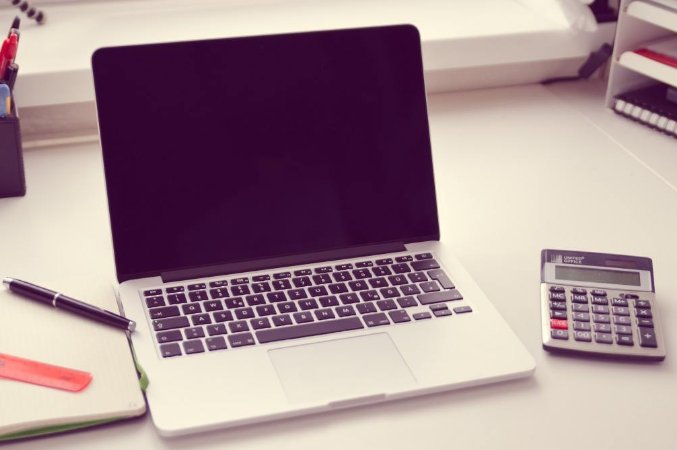 一台电脑功耗是多少？