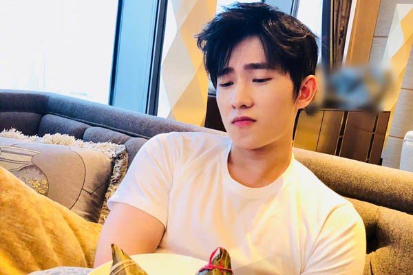 杨洋是一位演员，为何人民日报会关注他？