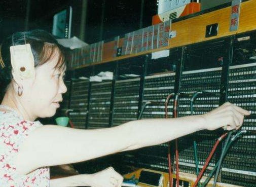 拨打长途电话首先要拨什么？