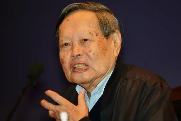 中国十大劳模人物