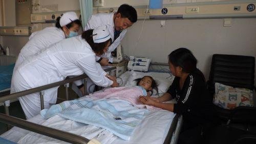 哈尔滨遭邻居侵害4岁女童已苏醒,邻居受到了什么处罚?