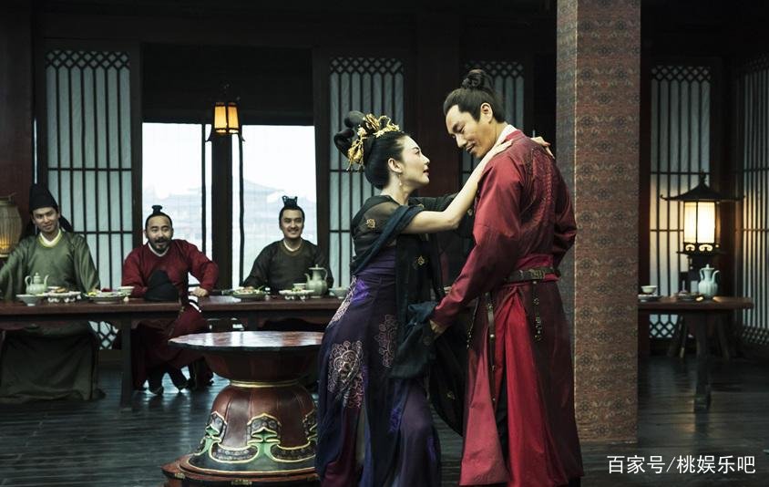 《妖猫传》中，皇帝杀死杨玉环的时候，为什么要骗杨玉环？