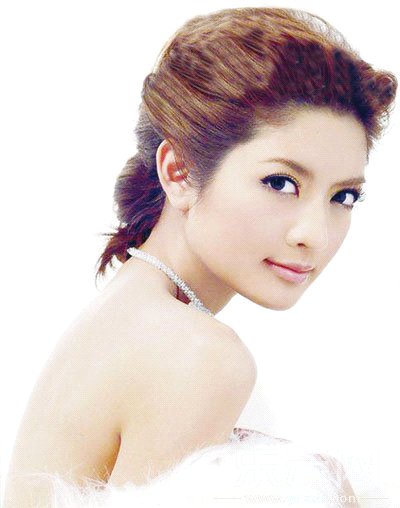 一诺倾情的瓦妮达谁演的