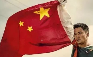 吴京的电影《战狼1》和《战狼2》哪个更好看？