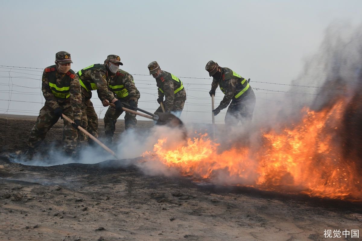 云南一灭火直升机坠入洱海，造成这次事故的原因是什么？