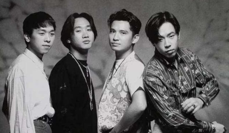 《海阔天空》歌词翻译谐音是什么？