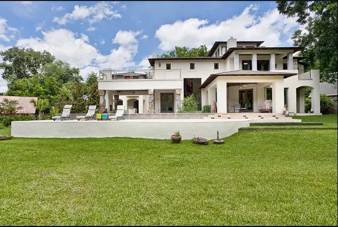 北京某千万级豪宅项目10小时内卖光,富豪们为何都喜欢安置房产?