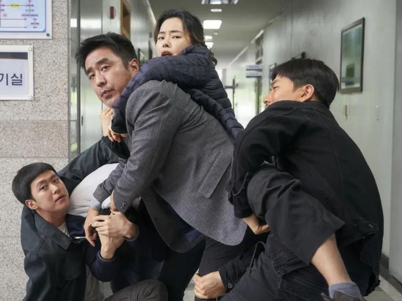 小鲜肉和老阿姨的韩剧