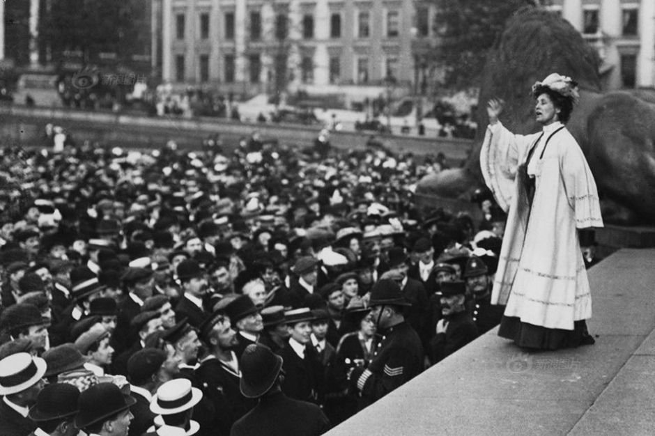 奔走呼号的成语解释