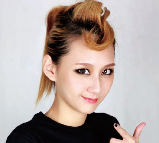 我们都爱玩发型的内容简介