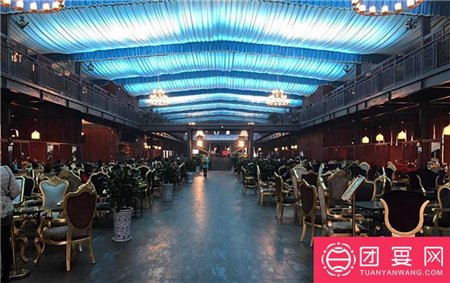 想知道成都龙泉驿区办酒席比较好的酒店有哪些?要大气,装修好点的。谢谢!