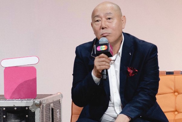 于小伟新年第一天向李诚儒道歉,并约了火锅局,到底发生了什么?