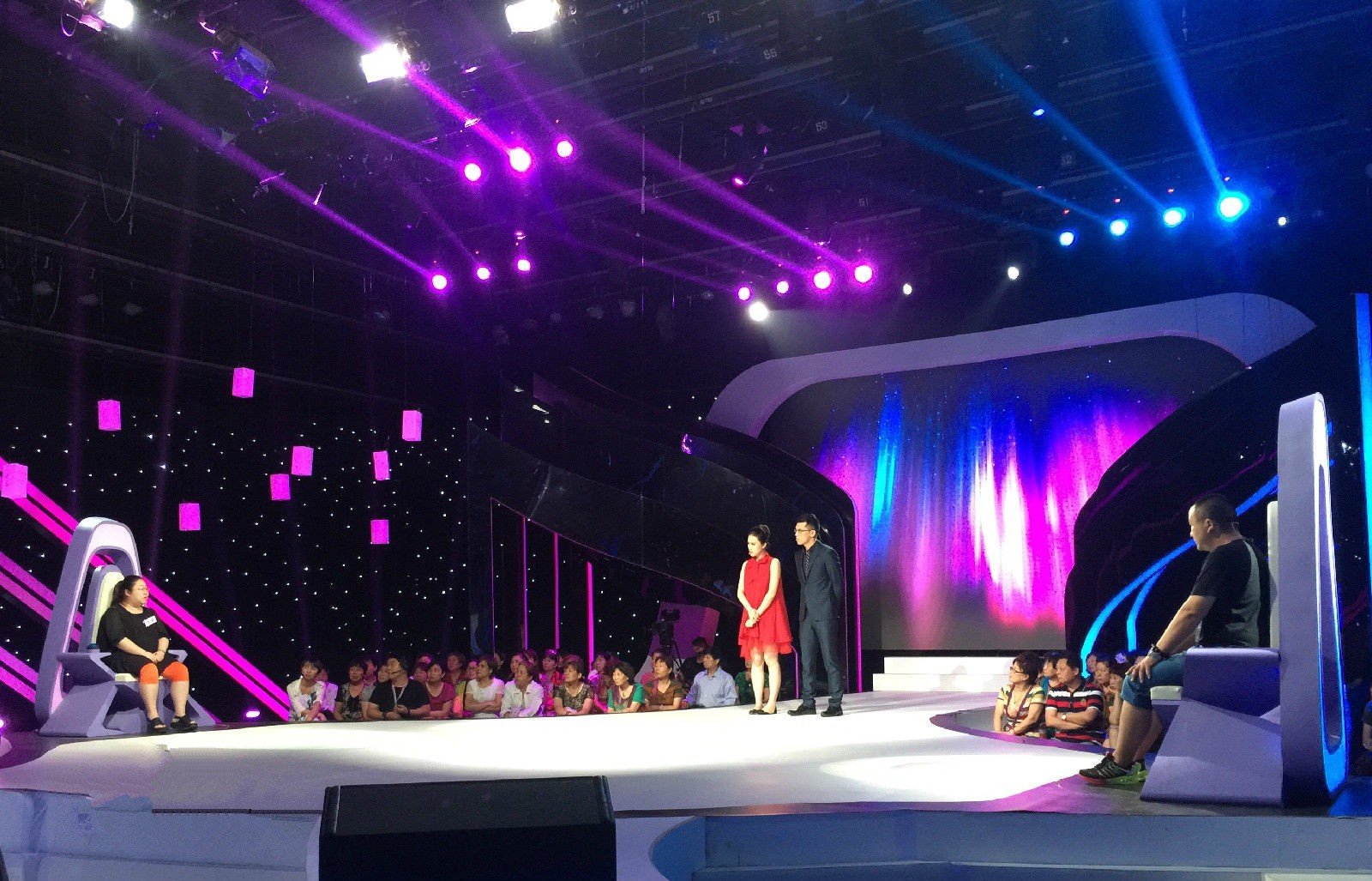 江苏综艺频道情感栏目《一转成双》，你觉得栏目好看么？