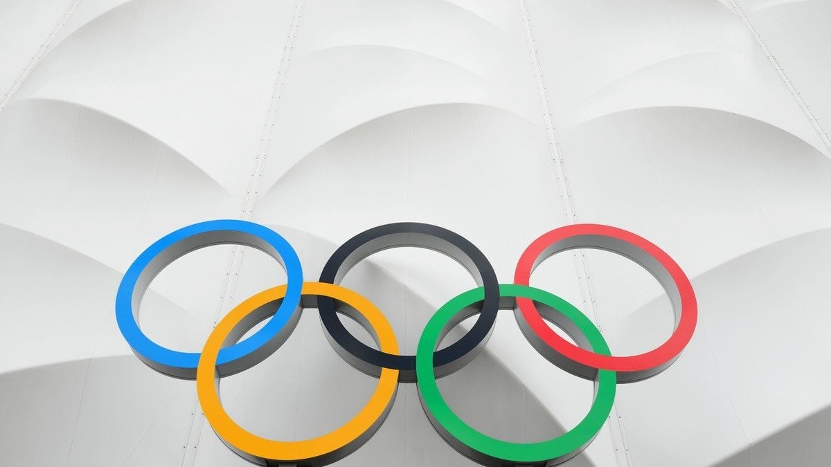 “奥林匹克之父”是对谁的尊称?为什么?