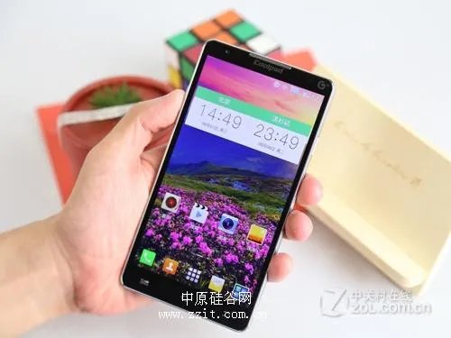 四核5.5寸1080P屏 酷派8750郑州660