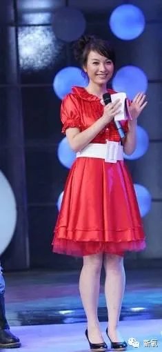 杨紫瘦了那么多,有谁知道她是怎么减肥的吗?